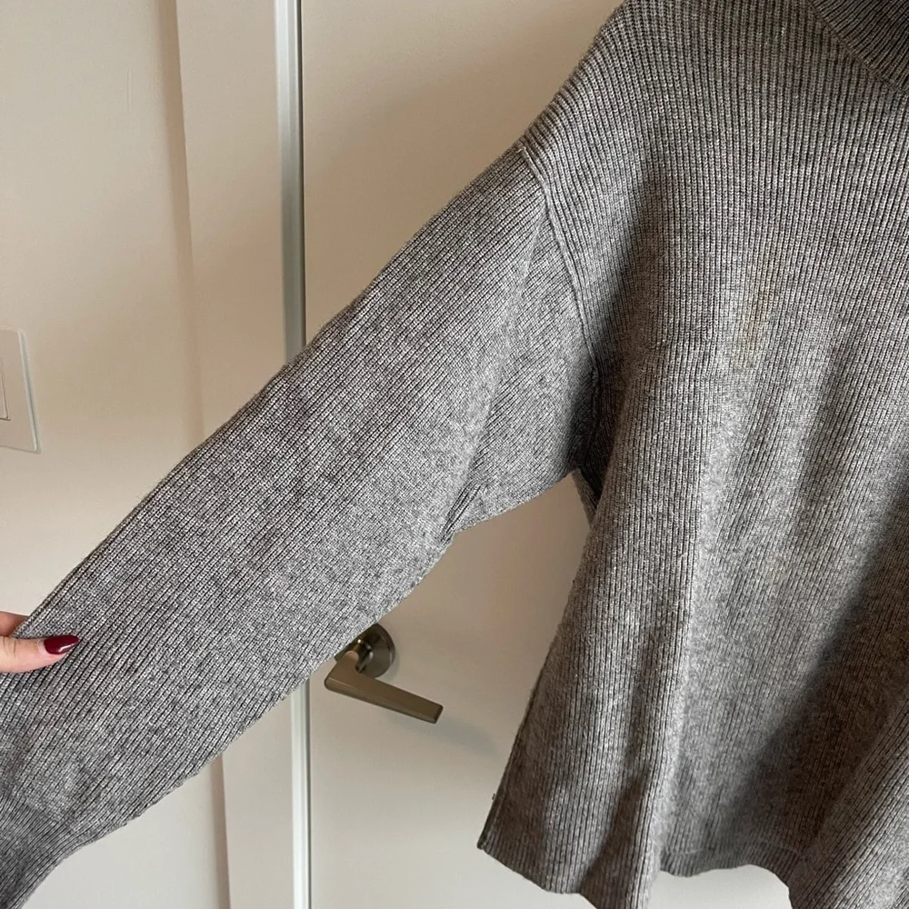 Free People Gray Ribbed Knit Sweater
